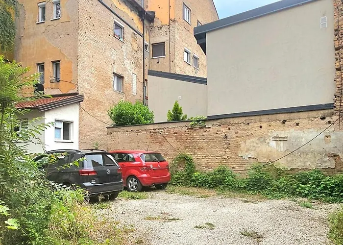 Apartman Small & Cute Downtown With Parking